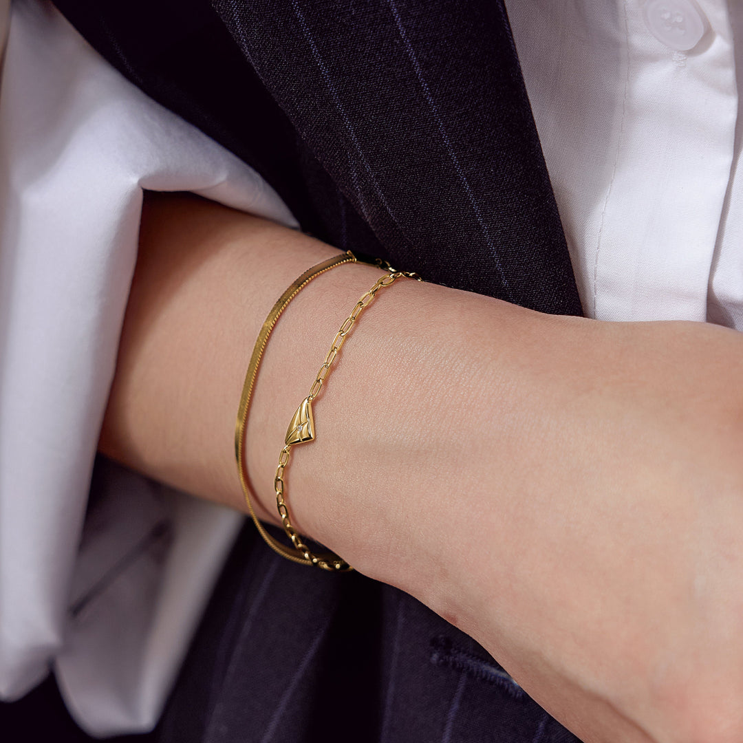 Gold Triangle Kiss Bracelet - Ania Haie