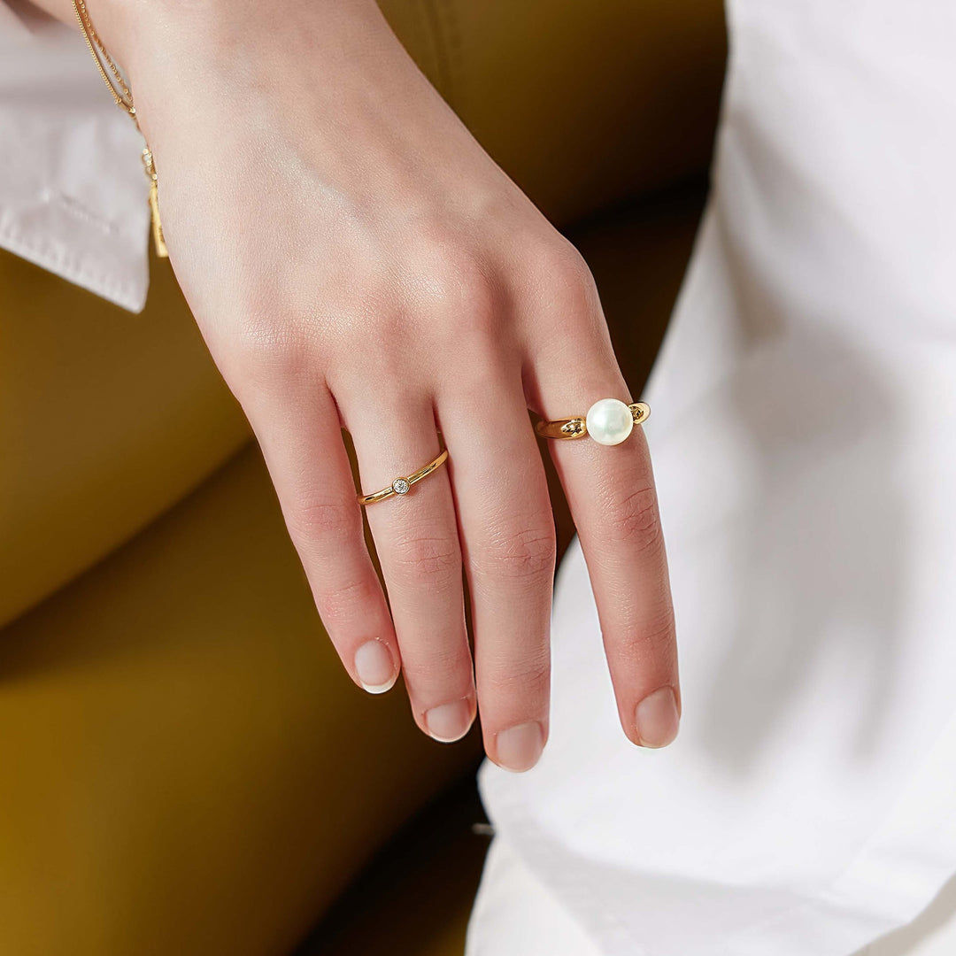 Gold Freshwater Sphere Pearl Ring